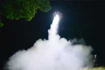 [视频]夜拍利器：看看这台装配了1000W LED光源的八轴无人机-航拍网