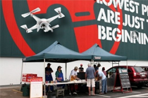 [视频]澳男子违规用无人机买热狗将被罚款-航拍网