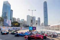 两男子航拍Formula E 被捕一无人机坠毁会场内-航拍网
