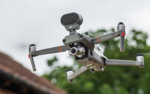大疆发布 Mavic 2 Enterprise 模块化无人机-航拍网