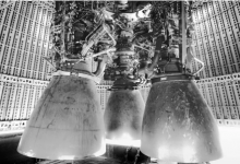SpaceX已在星际飞船原型MK1上安装三个“怪物”猛禽发动机-航拍网