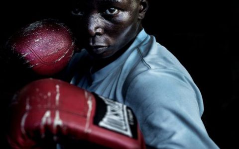 世界新闻摄影奖得主“加丹加拳击”背后的故事-航拍网