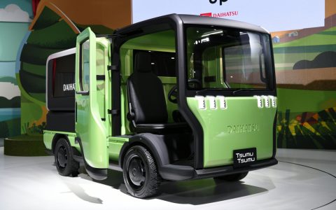 [Tsumu Tsumu]流动无人机基地现身东京车展-航拍网