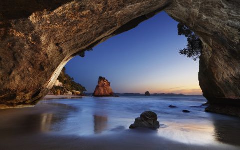 天堂在左 新西兰在右-航拍网