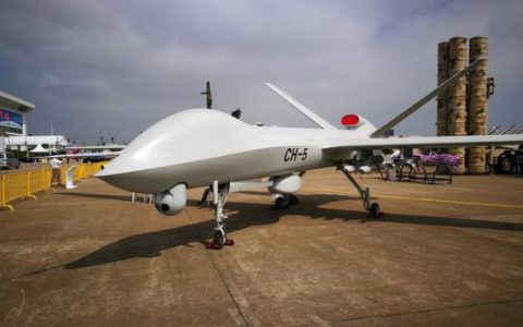 世界首创:中国彩虹无人机成功突破一站双控技术-航拍网