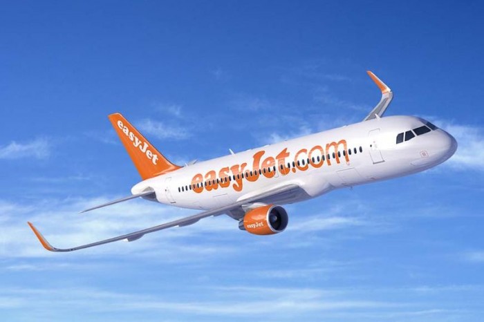 1_easyJet-2.jpg