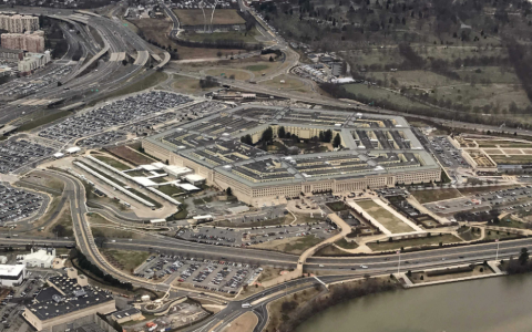 五角大楼将反无人机技术列为2020年的首要任务-航拍网