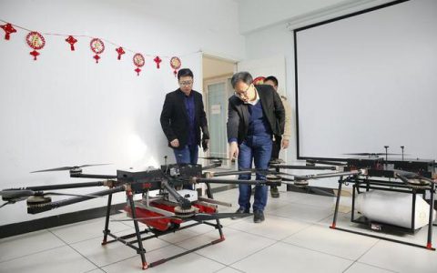 西北工业大学科研团队成功研制出“消防灭火救援无人机”-航拍网