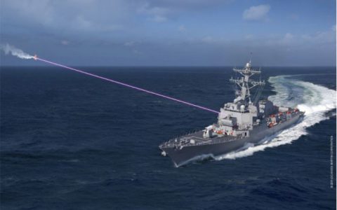 美国海军部署首款打击无人机激光武器ODIN-航拍网