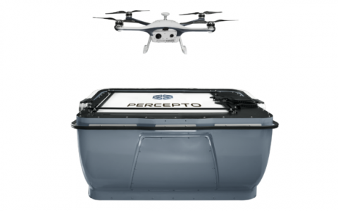 佛罗里达电力和照明公司使用无人机进行电力恢复-航拍网