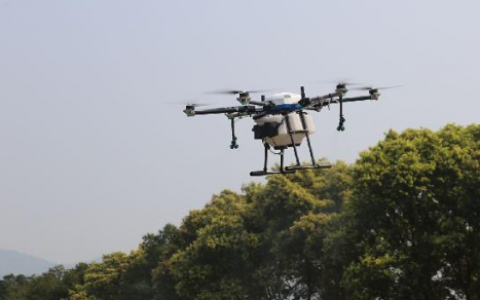 重庆首个5G网联植保无人机试飞成功 作业效率是人工作业的20倍-航拍网