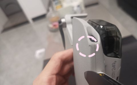 大疆Mavic Mini存在设计缺陷?导致桨叶与机身剐蹭-航拍网