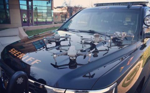 美国多地用大疆无人机对抗新冠 新泽西警方：救一条命就值-航拍网