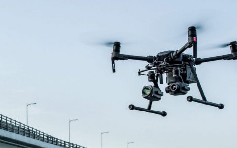 外媒爆料:大疆经纬M300 续航55分钟 价格至少提升20%-航拍网