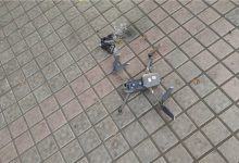 柳州一无人机燃烧坠落马路 险砸中路人-航拍网