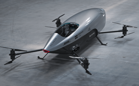 “飞行汽车”Airspeeder Mk 2失控炸机 英调查局:质量差-航拍网