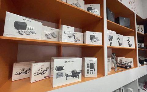 DJI FPV无人机在商店上架了?-航拍网
