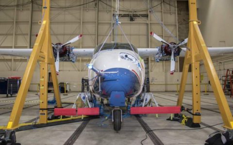 NASA全电动飞机X-57 Maxwell即将展开下一阶段测试-航拍网