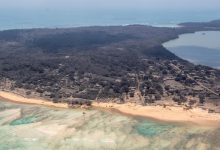 航拍汤加火山爆发灾后照片:近海岸遭破坏明显-航拍网